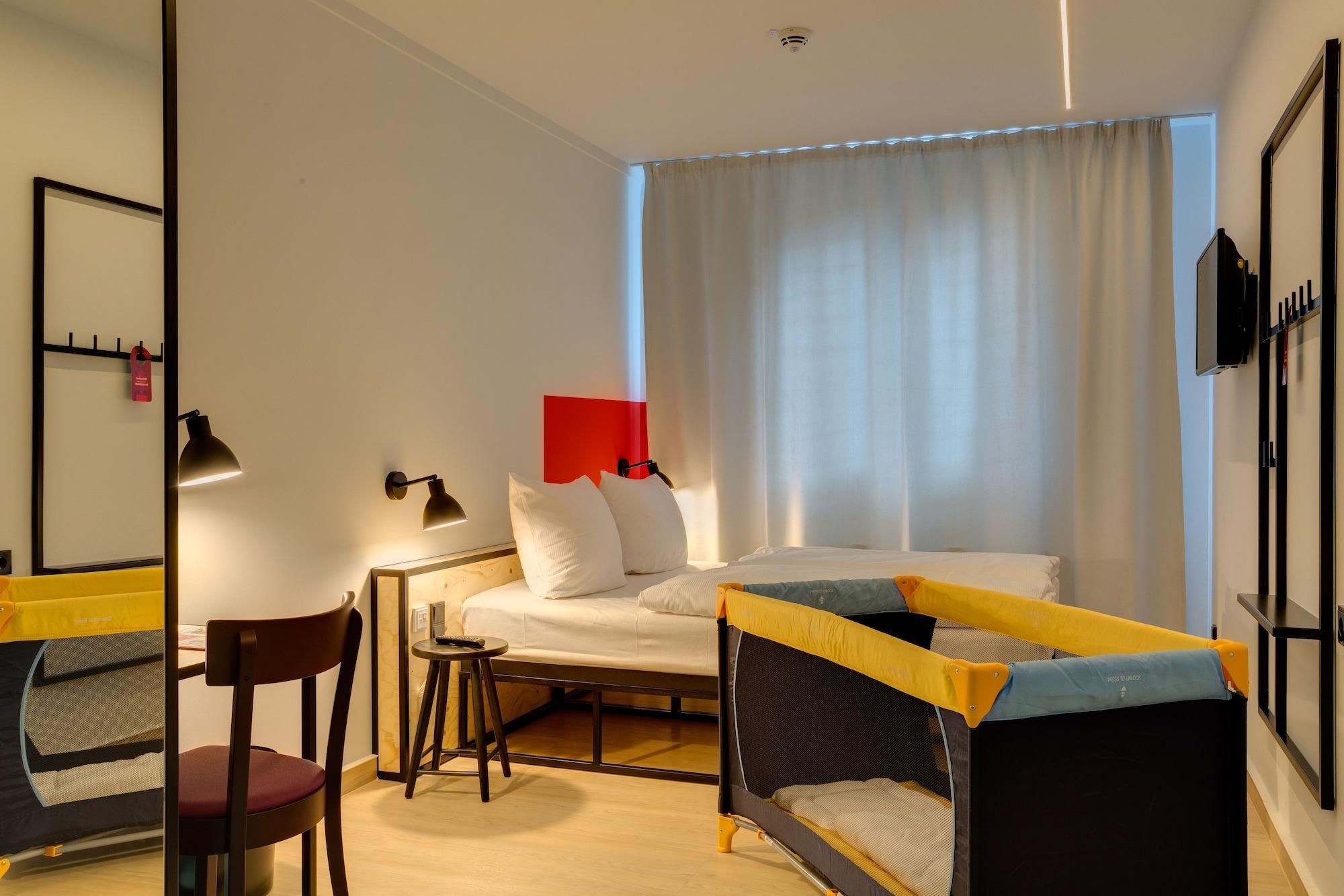 Meininger Hotel Leipzig Hauptbahnhof Екстериор снимка