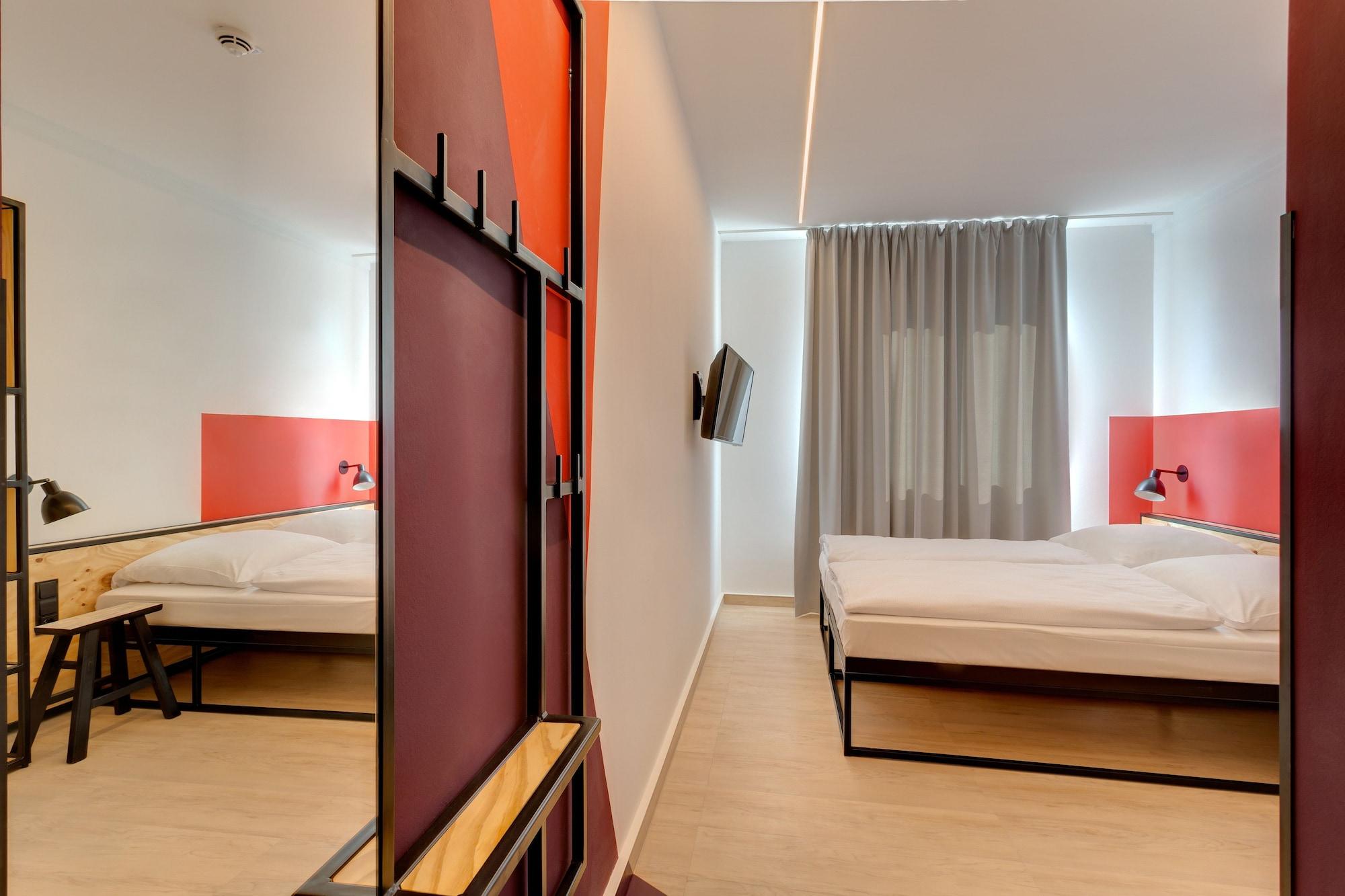 Meininger Hotel Leipzig Hauptbahnhof Екстериор снимка
