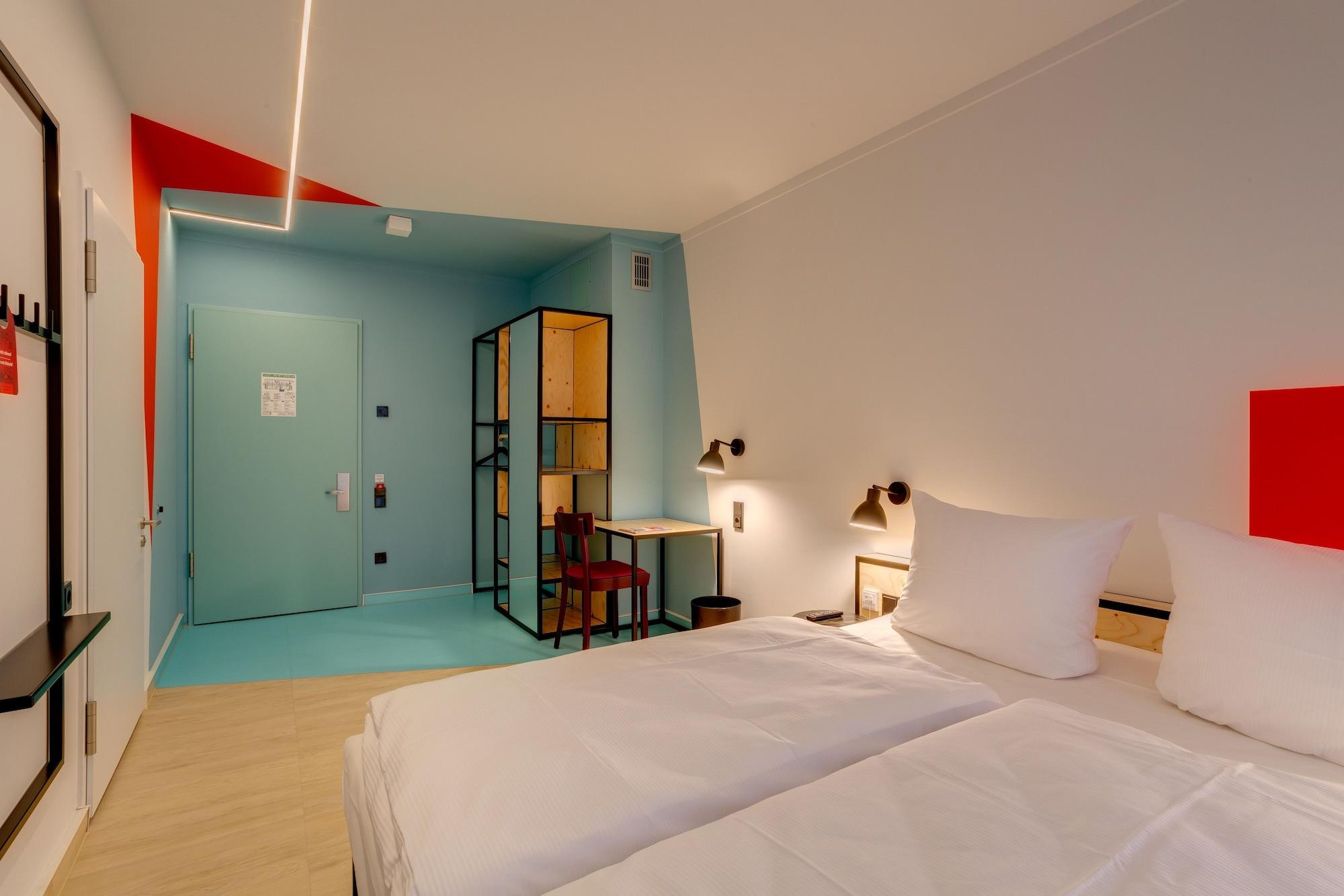 Meininger Hotel Leipzig Hauptbahnhof Екстериор снимка
